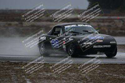 media/Nov-15-2025-CalClub SCCA (Sat) [[7bfa5a7151]]/Race/Group 4/